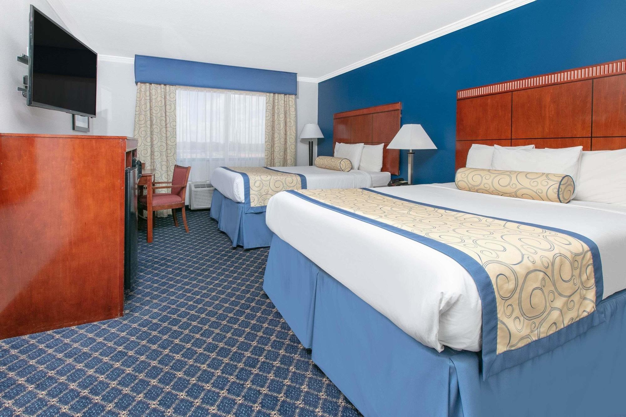 Baymont By Wyndham Hotel 3*