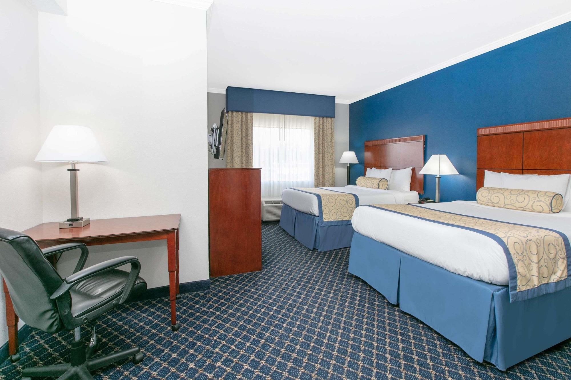 Hotel Baymont By Wyndham
